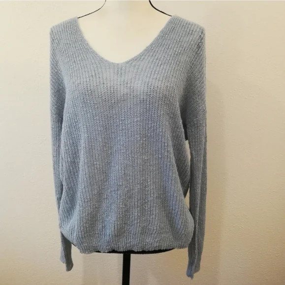 Moon & Madison Light Blue Loose Knit Sweater Size M - Picture 3 of 11